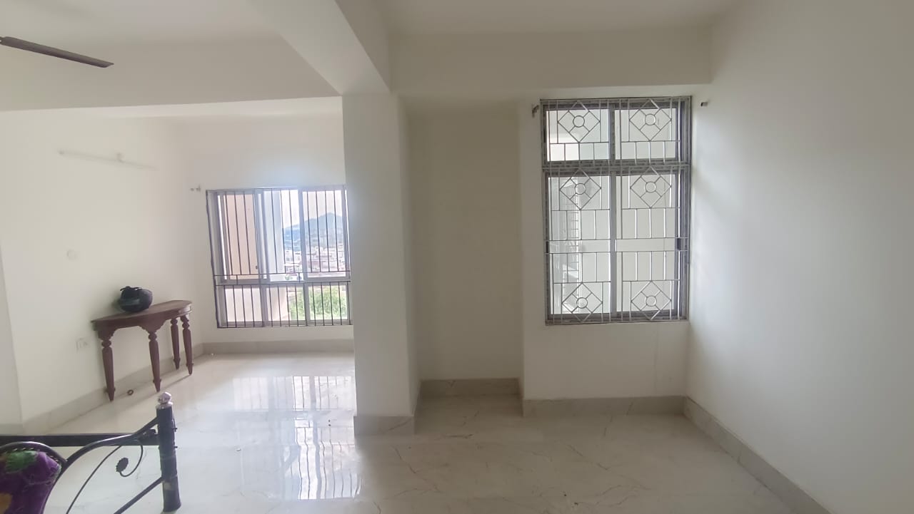 Unfurnished 2bhk in Chandmari, Guwahati, Assam, India for Rent